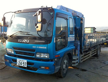 8tクレーン付平ボディ車
